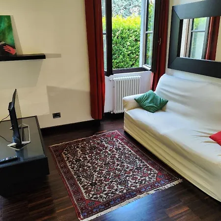 Centro Casa Licia * 코모